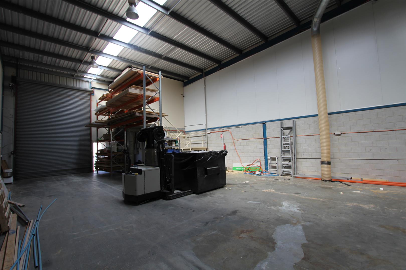 High Clearance Industrial Warehouse Unit Commercial Property Group
